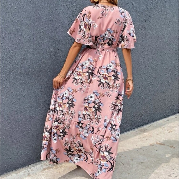 Boho pink Floral print butterfly sleeve belted maxi dress - Picture 3 of 6